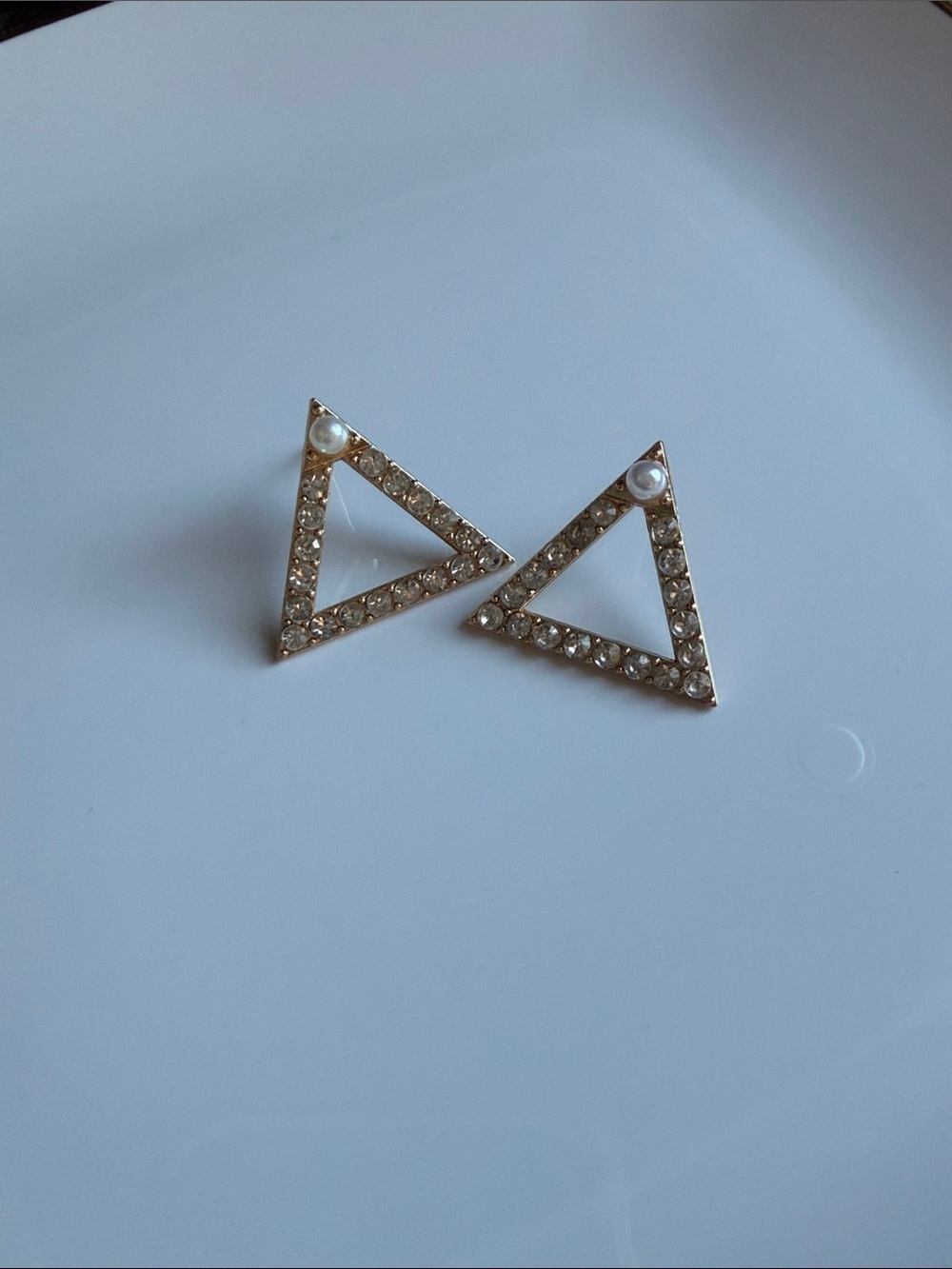 Fashion Jewelry Gold Triangle Crystal & Pearl Stud Earrings